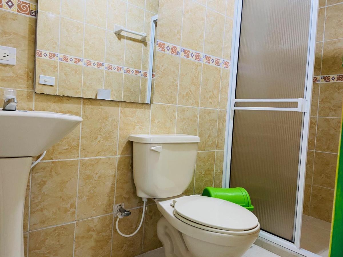 Casa Hostal Las Palmeras Guatapé Dış mekan fotoğraf