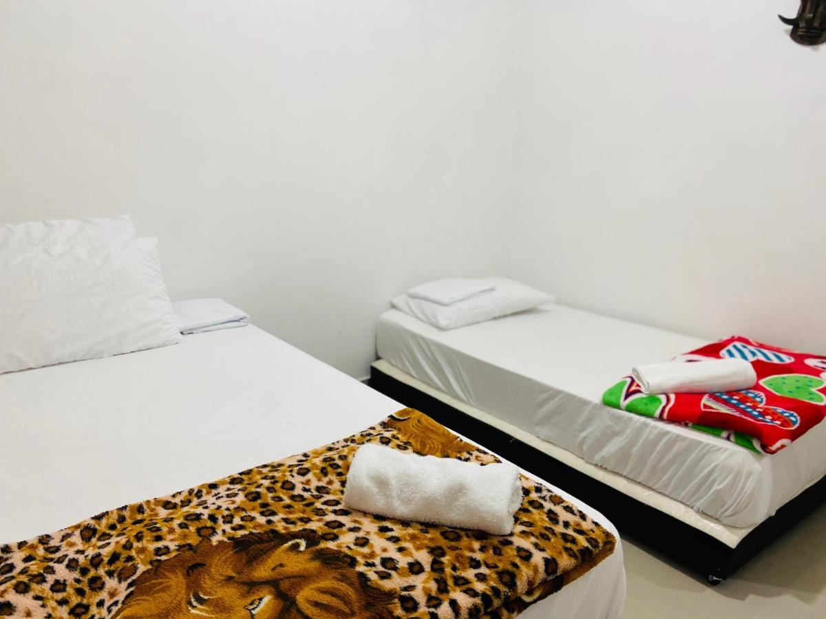 Casa Hostal Las Palmeras Guatapé Dış mekan fotoğraf